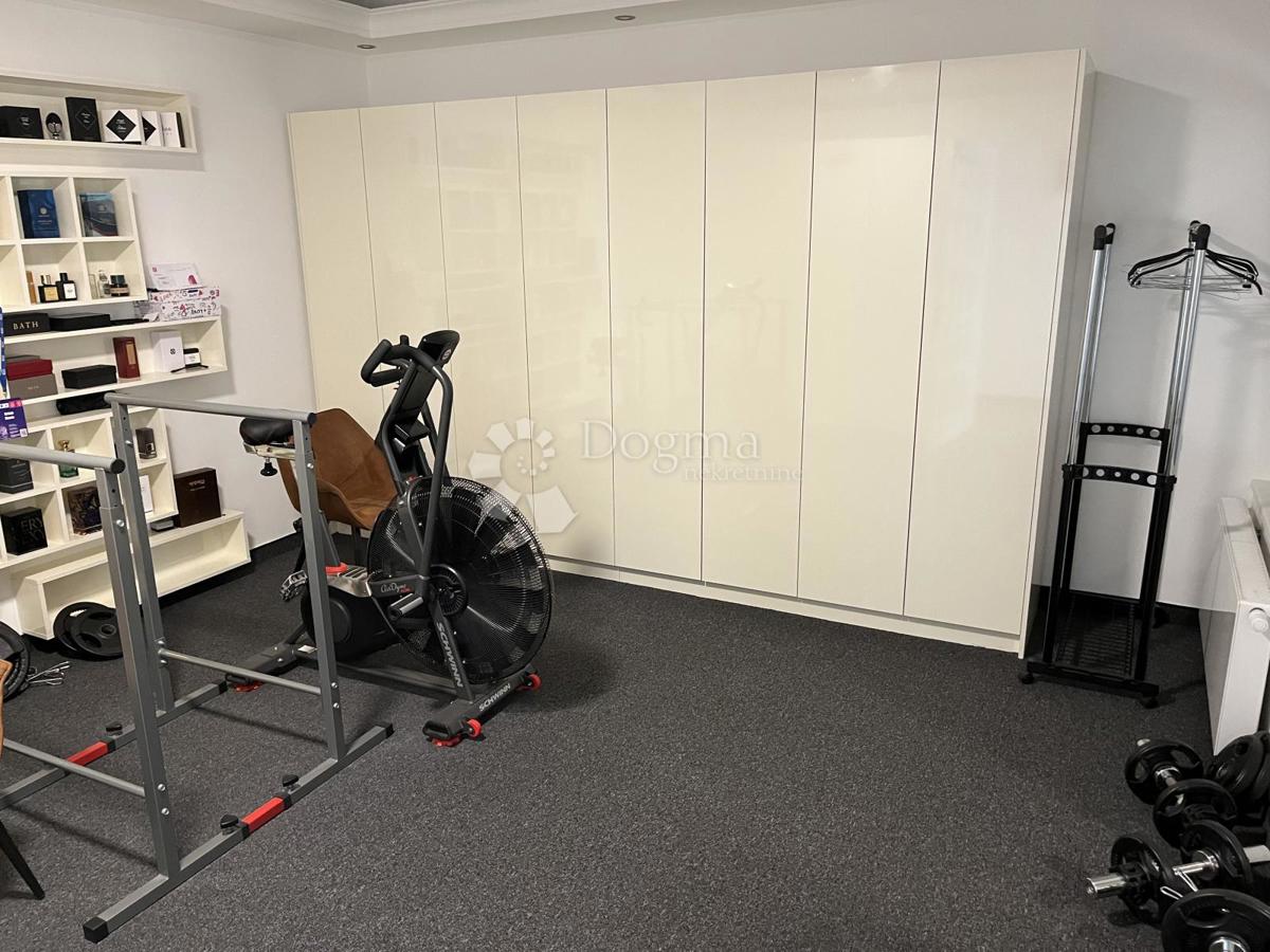 Hiša Markuševec, Podsljeme, 303,51m2