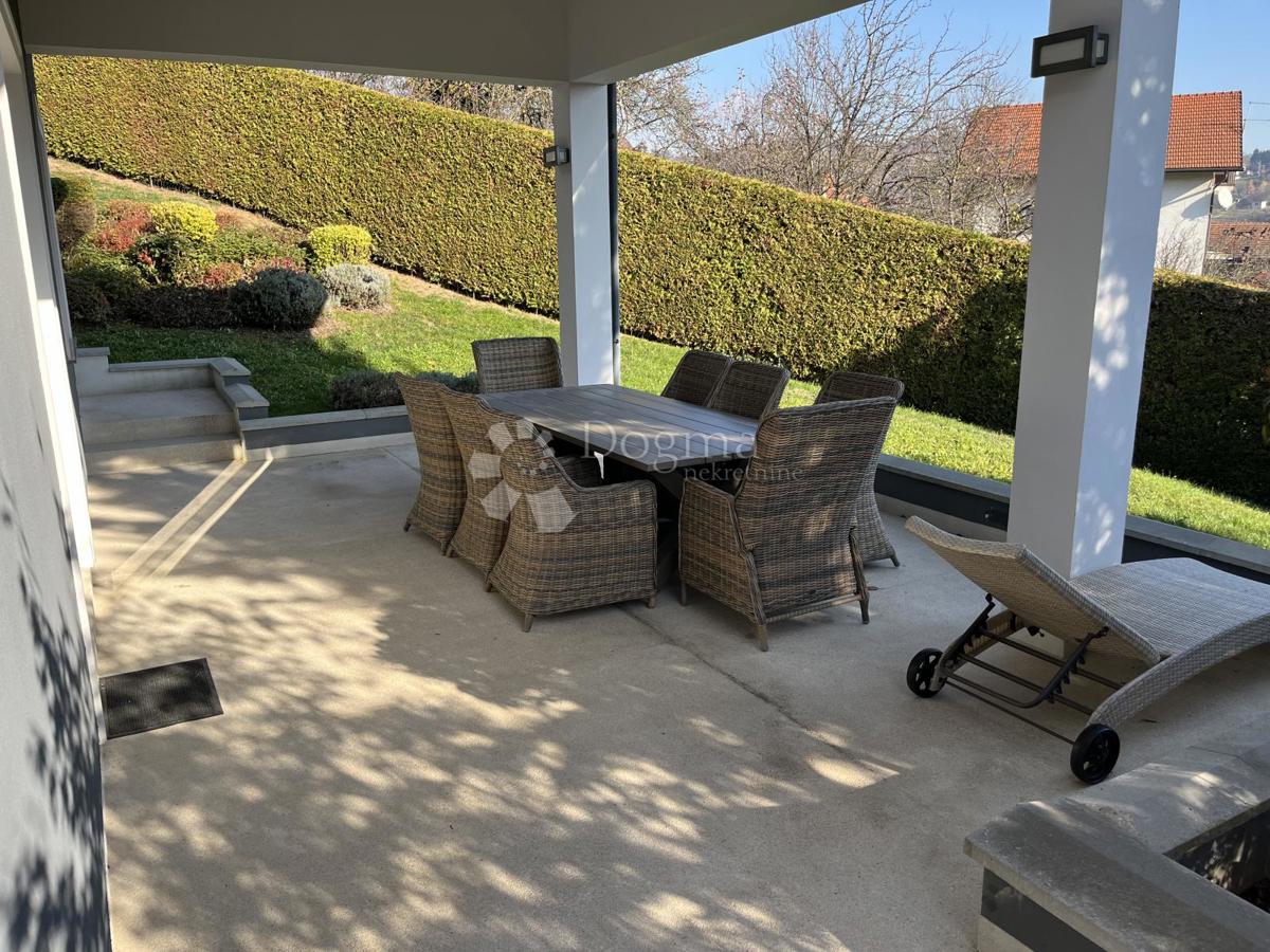 Hiša Markuševec, Podsljeme, 303,51m2