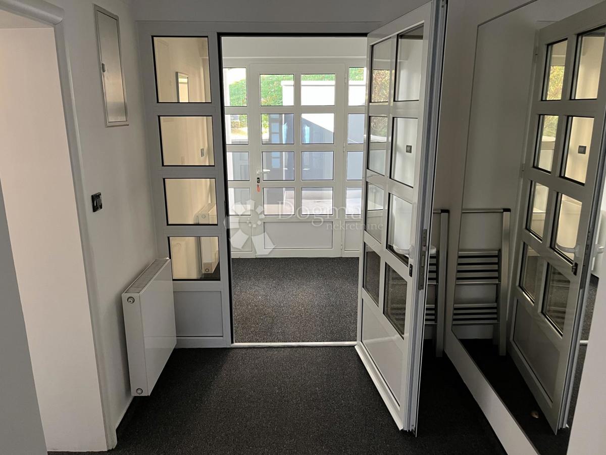 Hiša Markuševec, Podsljeme, 303,51m2