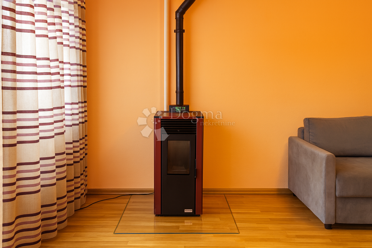 Istra, Brtonigla - očarljivo dupleks stanovanje v samem središču mesta