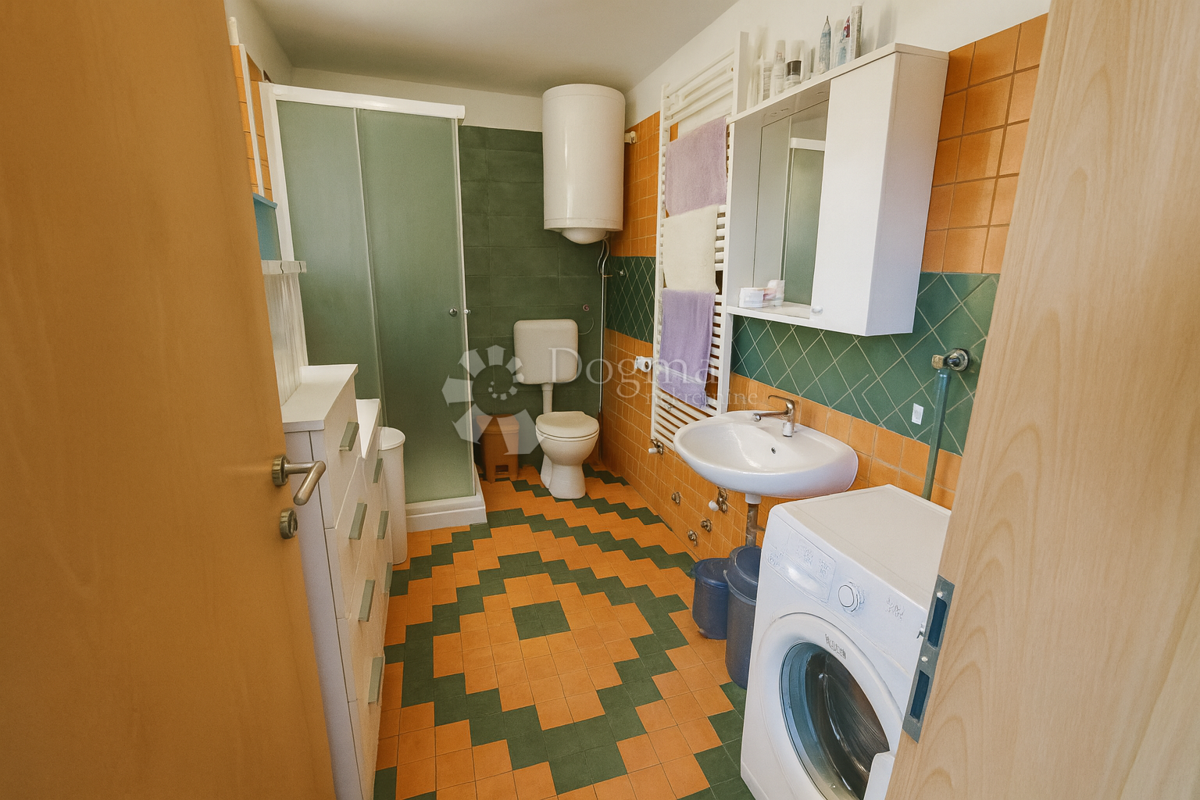 Istra, Brtonigla - očarljivo dupleks stanovanje v samem središču mesta