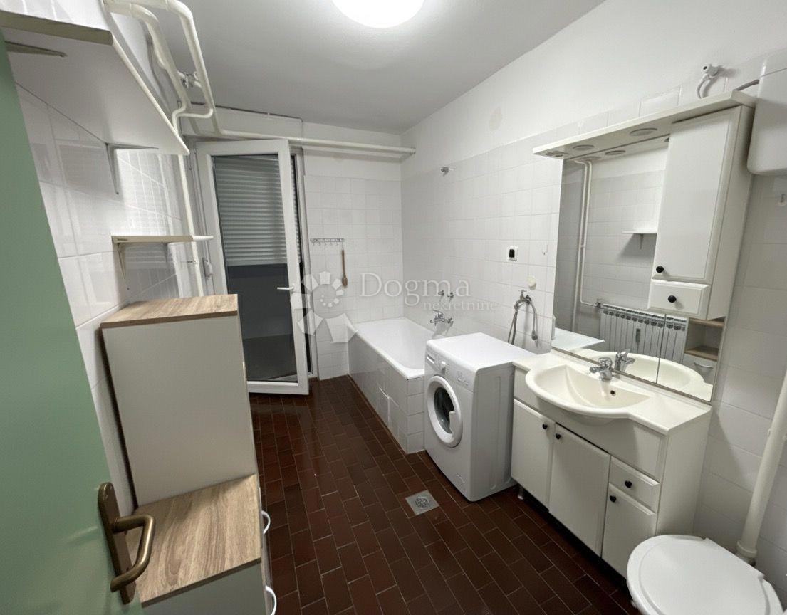 Stanovanje Centar, Samobor, 55,91m2