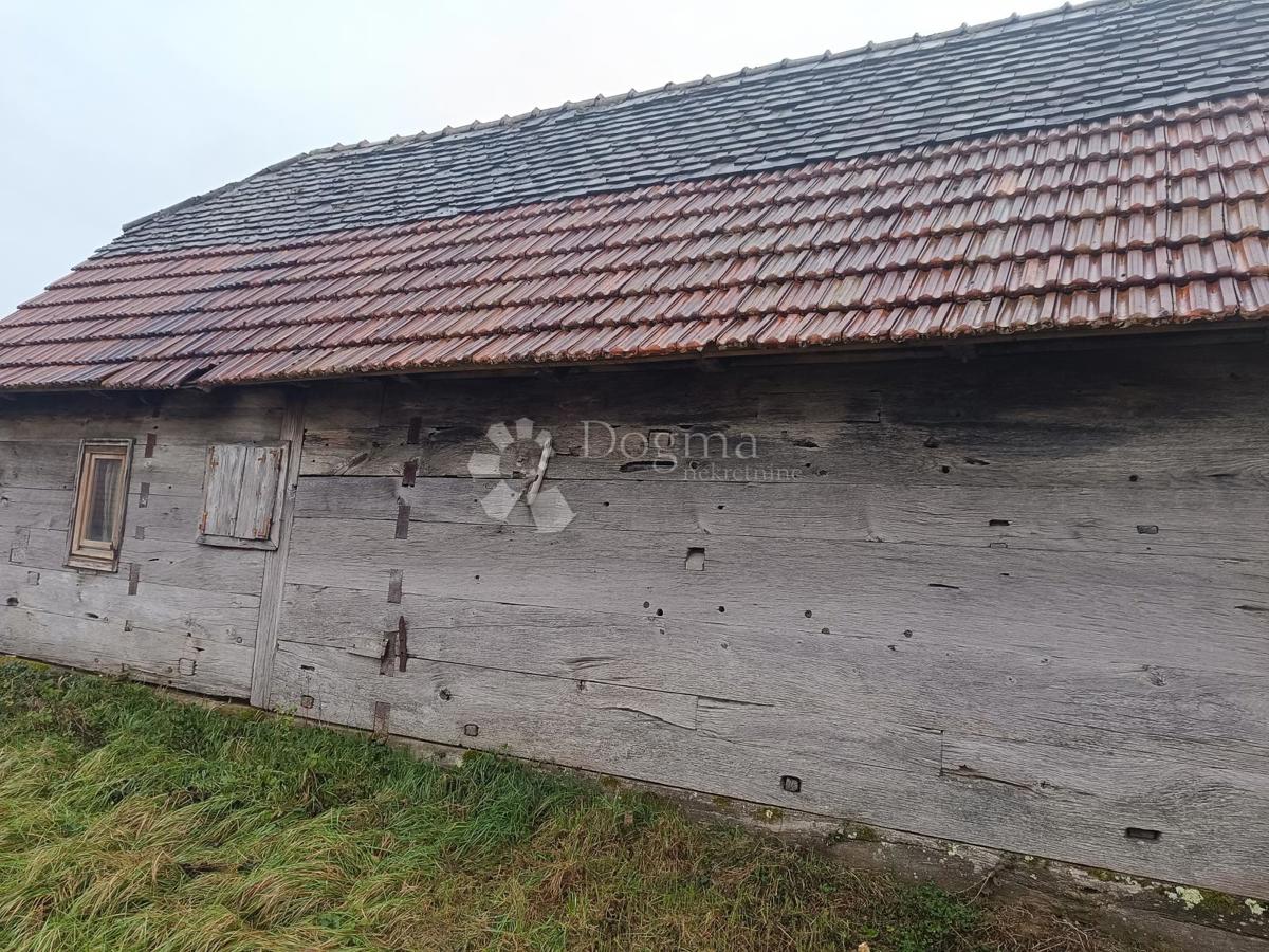 Zazidljivo zemljišče Bratina, Pisarovina, 7.079m2