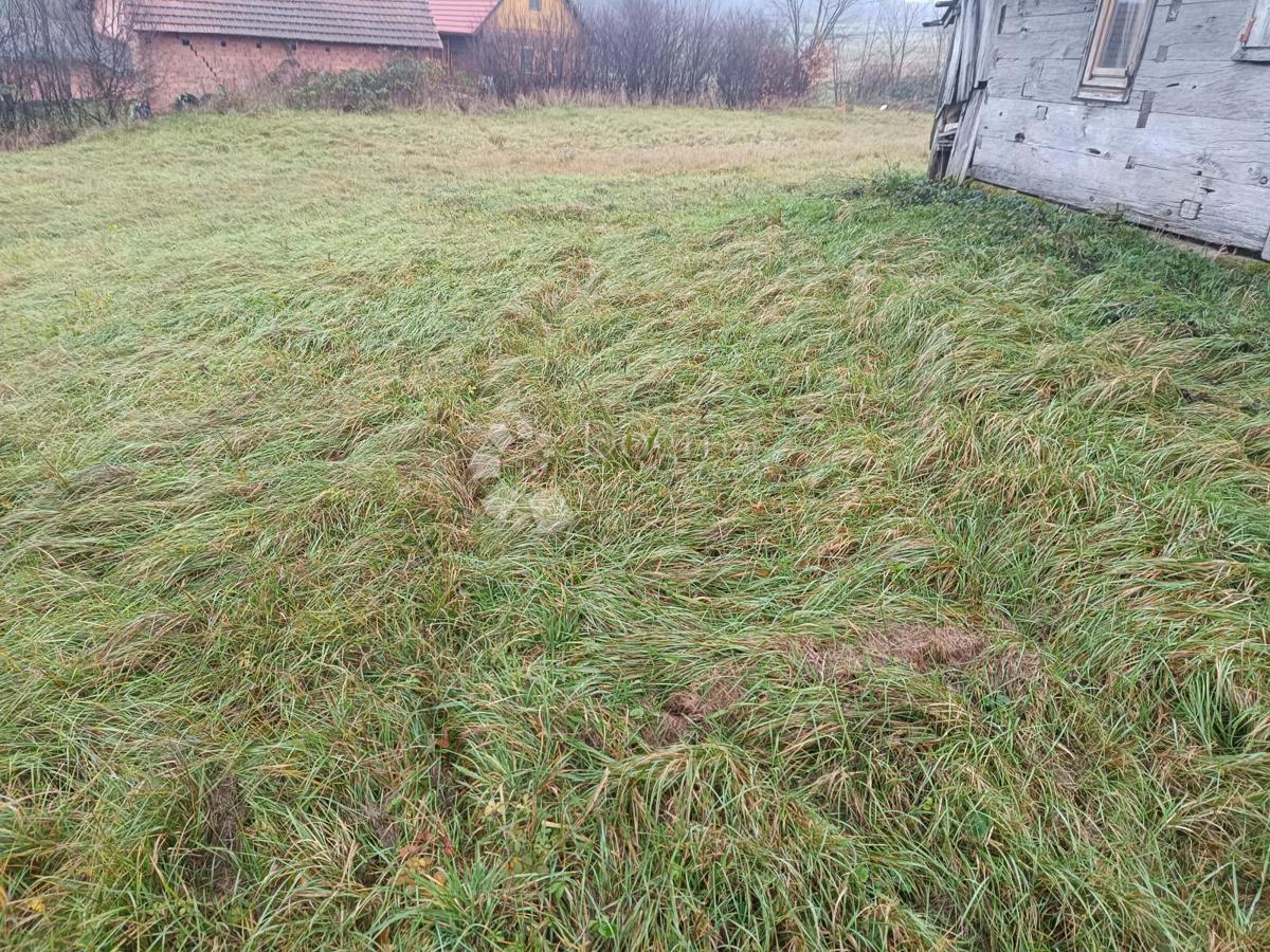 Zazidljivo zemljišče Bratina, Pisarovina, 7.079m2