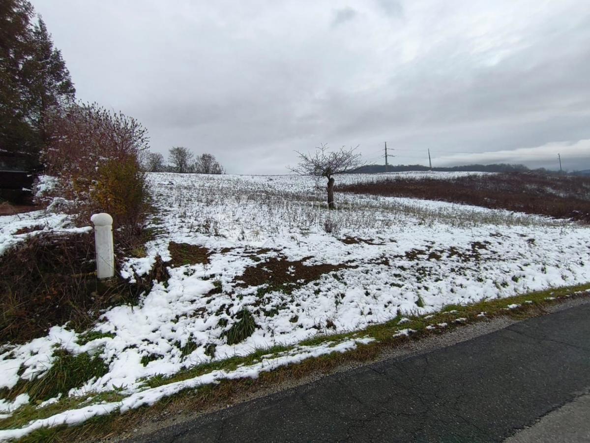 Kmetijsko zemljišče Samci, Gornja Stubica, 903m2