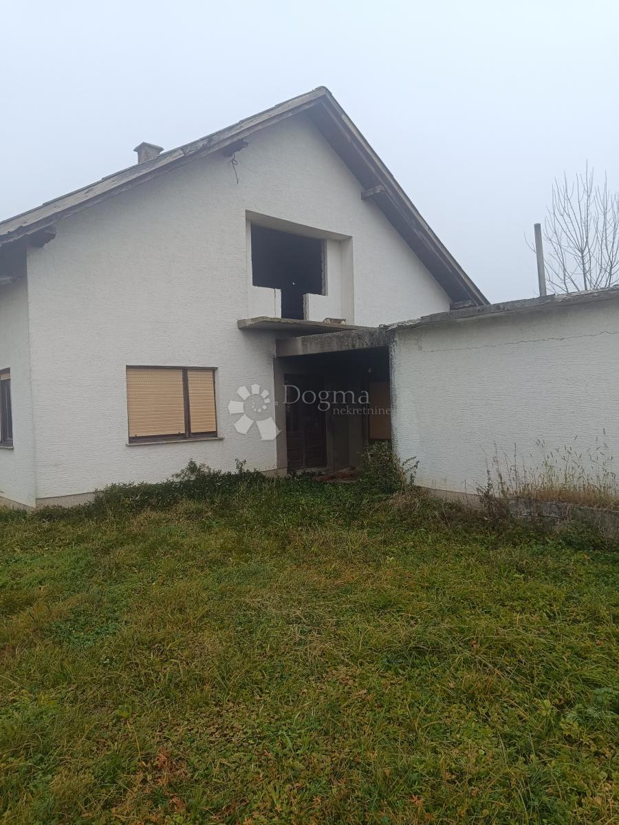 Zazidljivo zemljišče Donja Zdenčina, Klinča Sela, 9.600m2