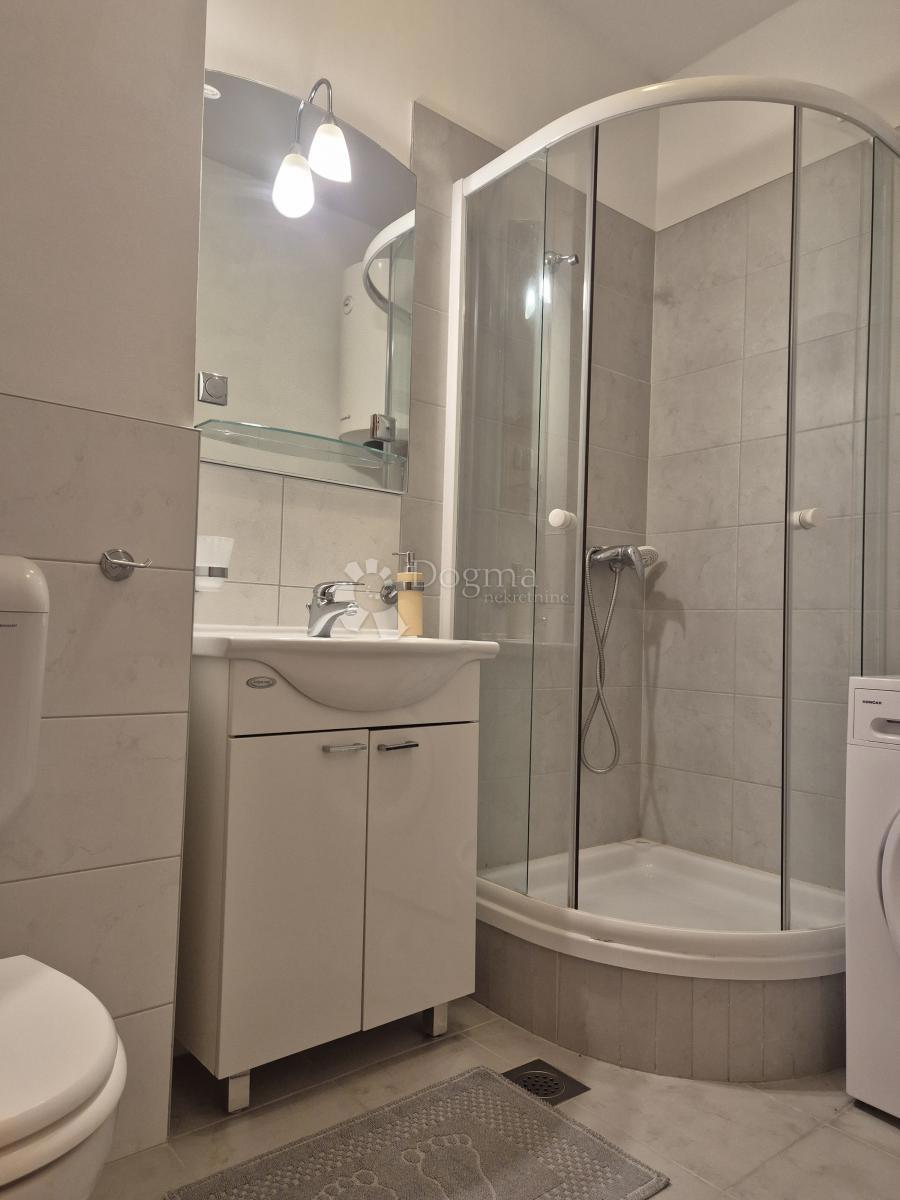 Stanovanje Rogoznica, 66,69m2