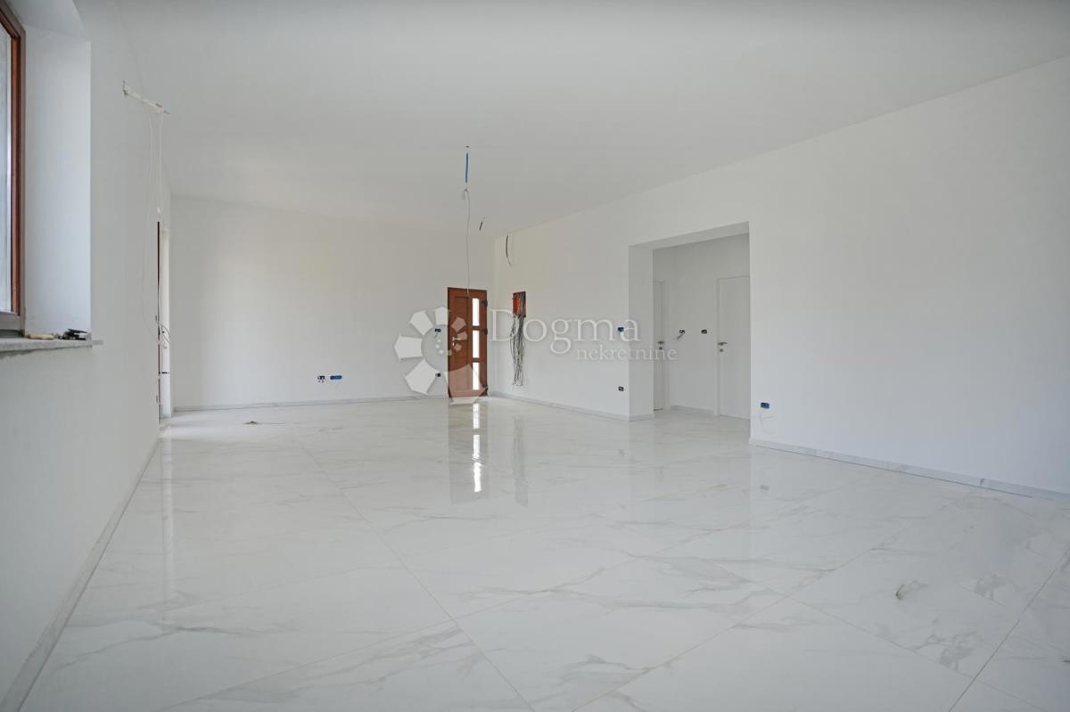 Stanovanje Poreč, 88m2