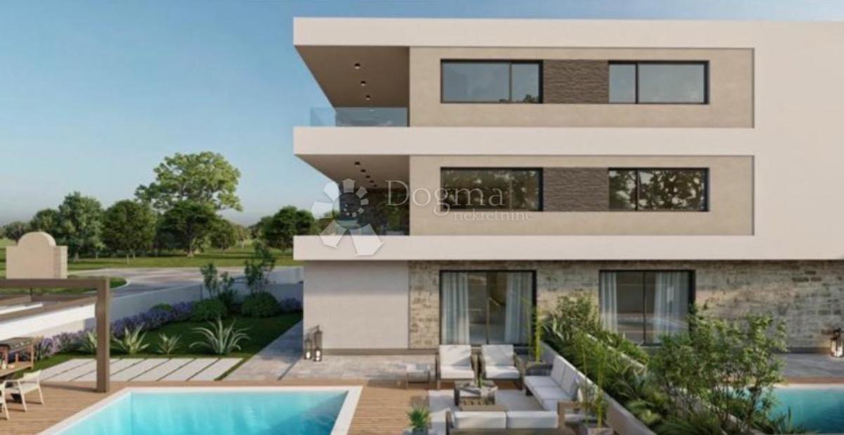 Stanovanje Poreč, 240m2