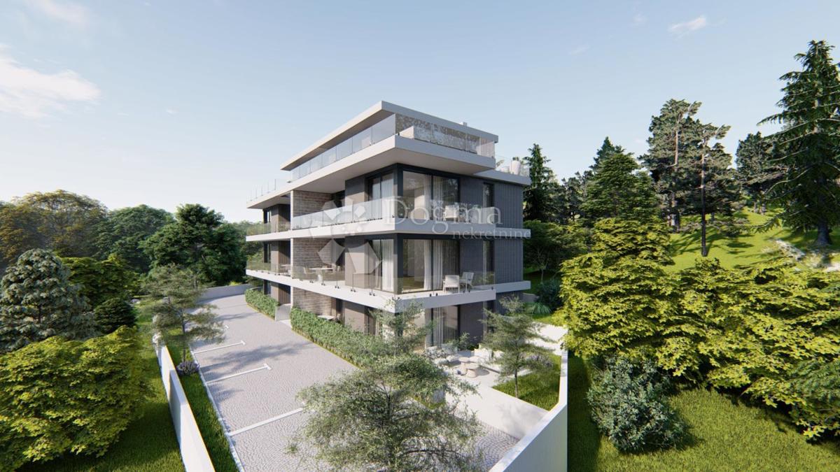 PRIMOŠTEN - PRITLIČJE PRVA VRSTA DO MORJA