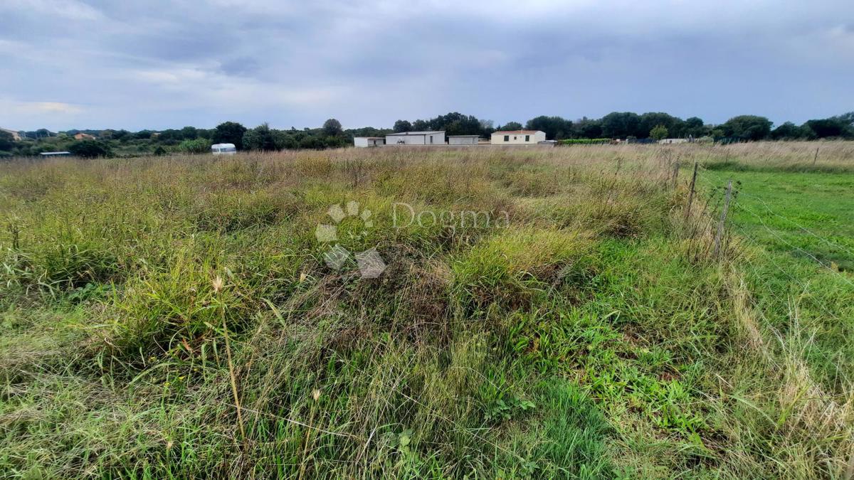 Kmetijsko zemljišče Jadreški, Ližnjan, 500m2