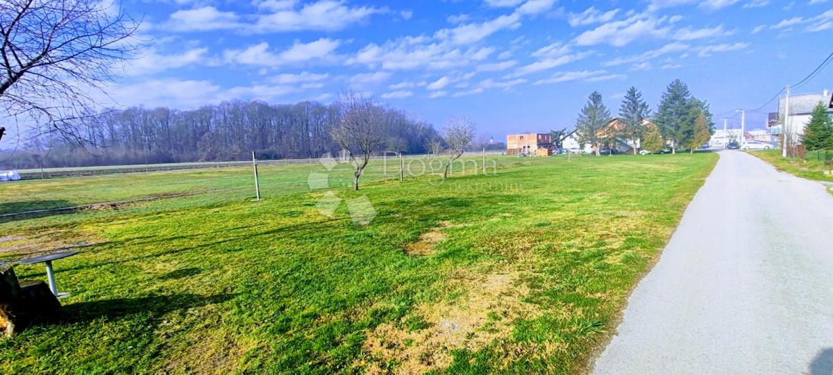 Zazidljivo zemljišče Okunšćak, Rugvica, 3.245m2