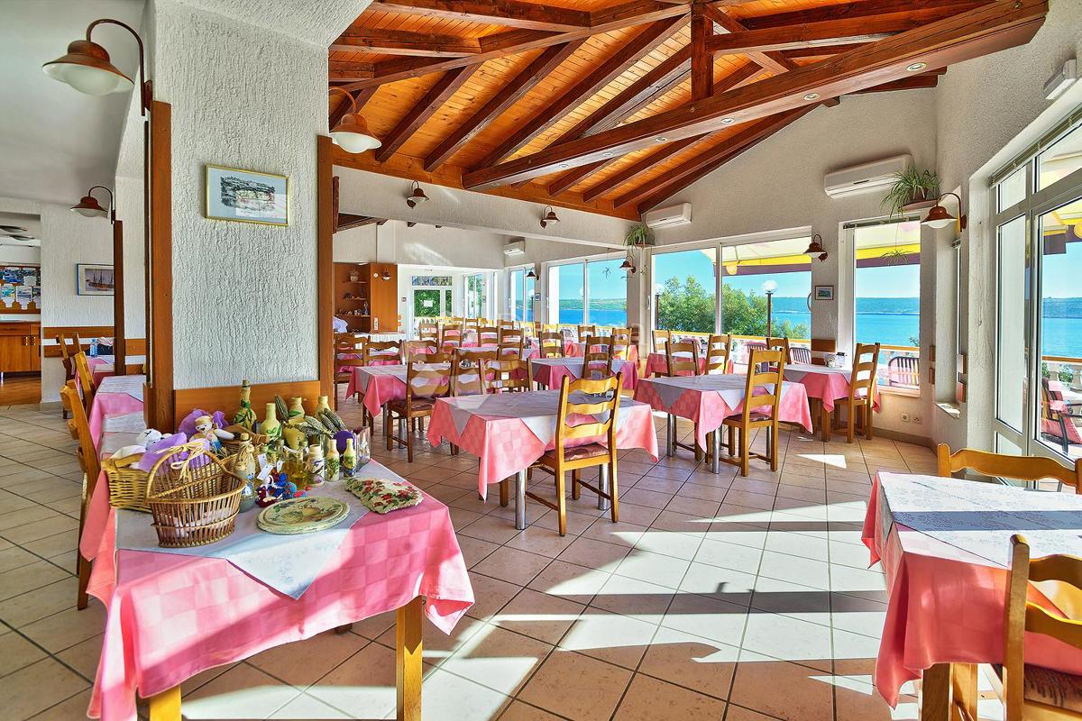 Hotel Posedarje, 1.100m2