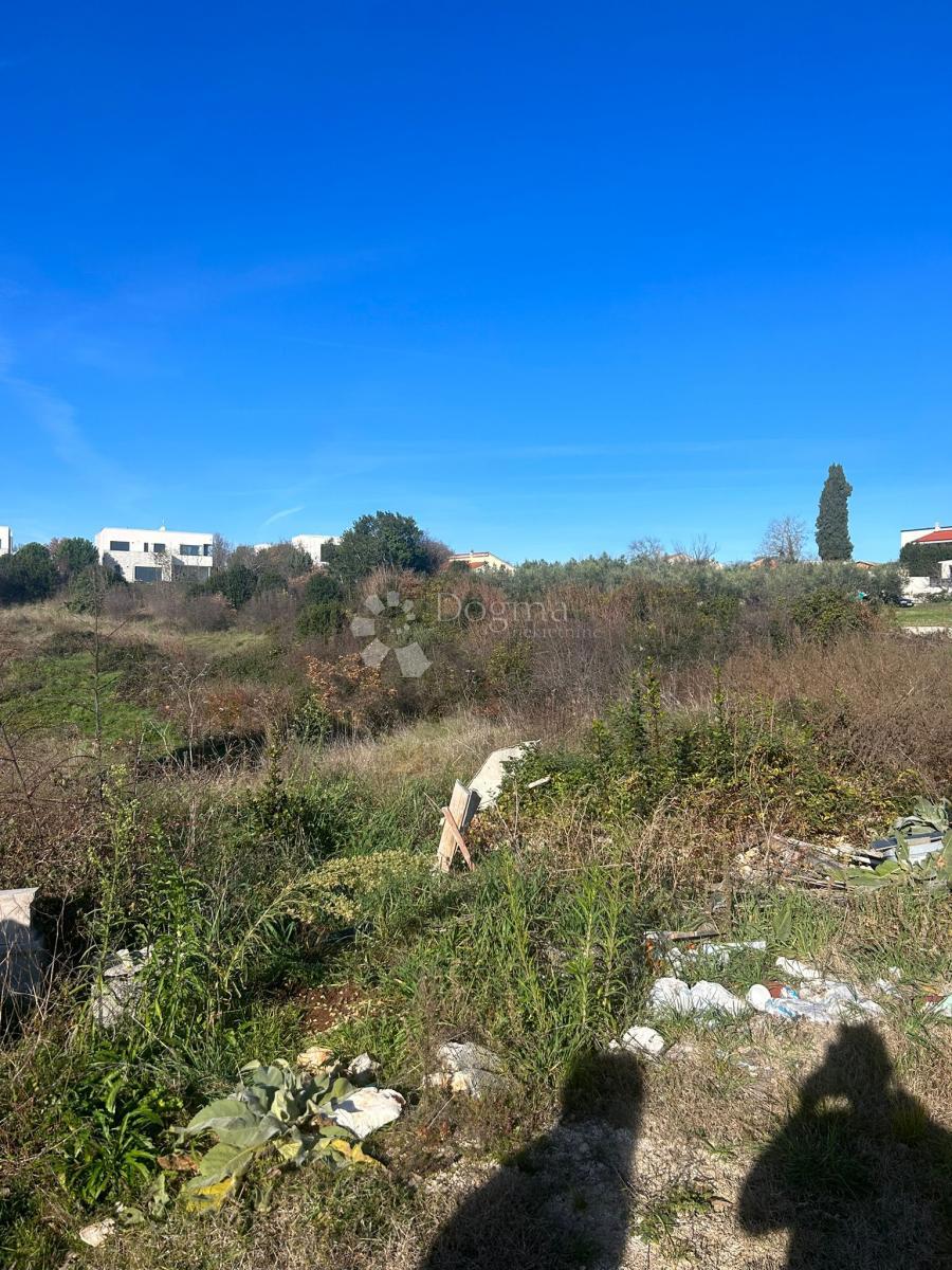 GRADBENO ZEMLJIŠČE KRNICA 780M2