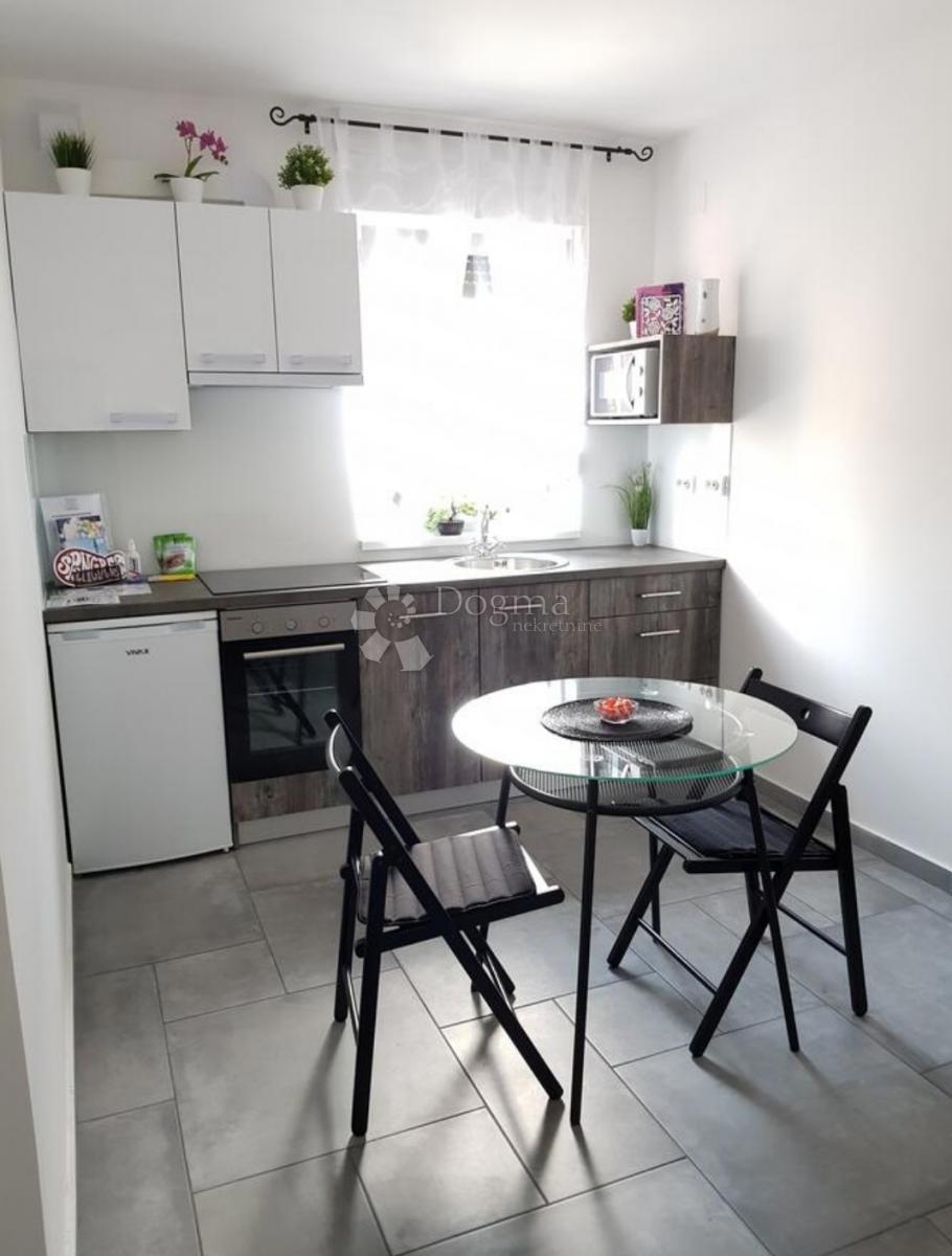 Stanovanje Centar, Varaždin, 29,61m2