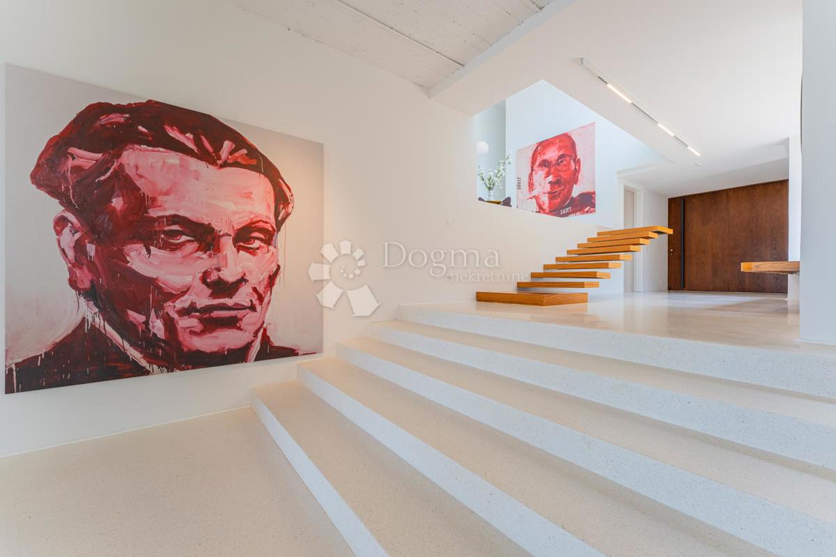 Hiša Šestine, Podsljeme, 400m2