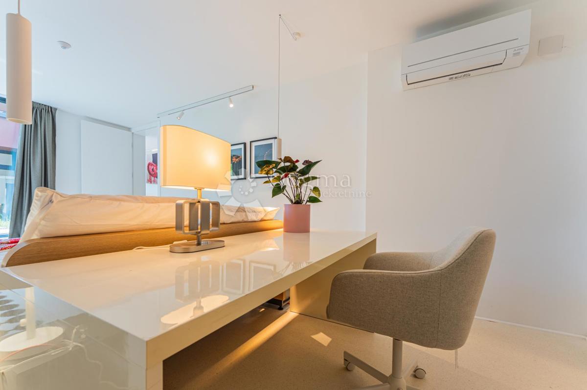 Hiša Šestine, Podsljeme, 400m2