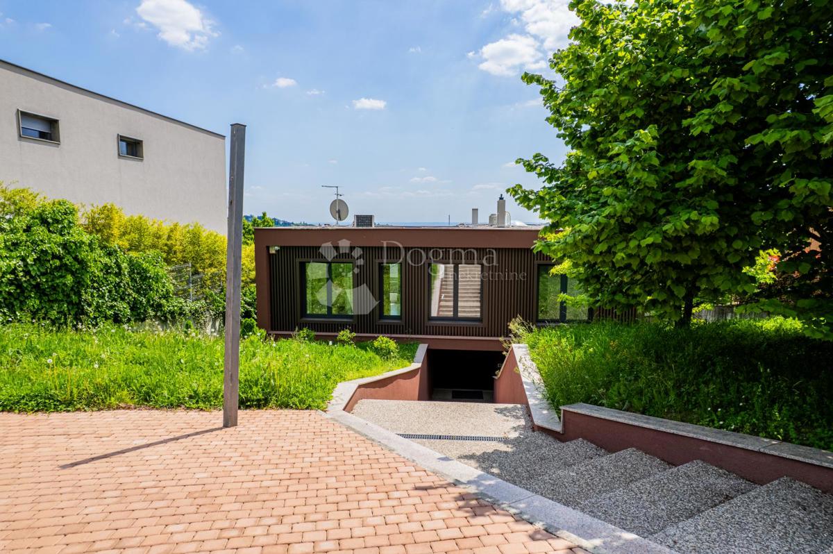 Hiša Šestine, Podsljeme, 400m2