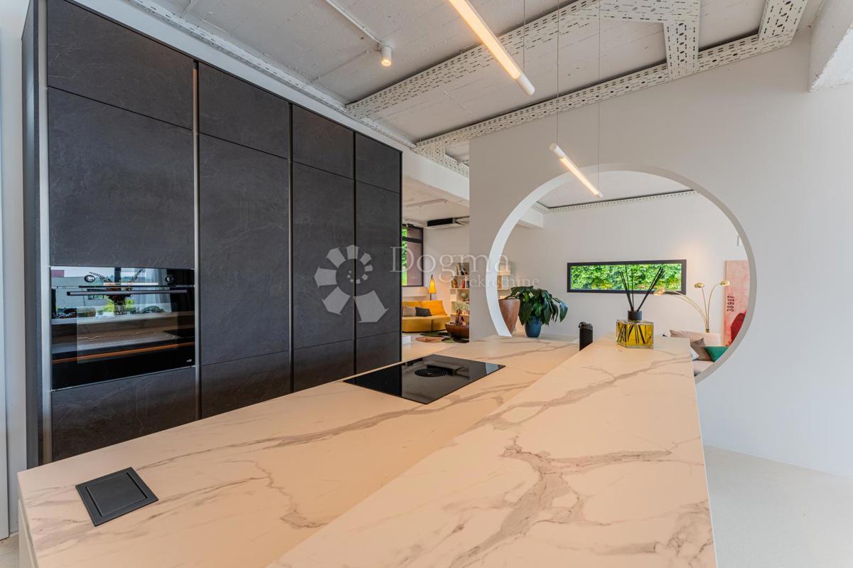 Hiša Šestine, Podsljeme, 400m2