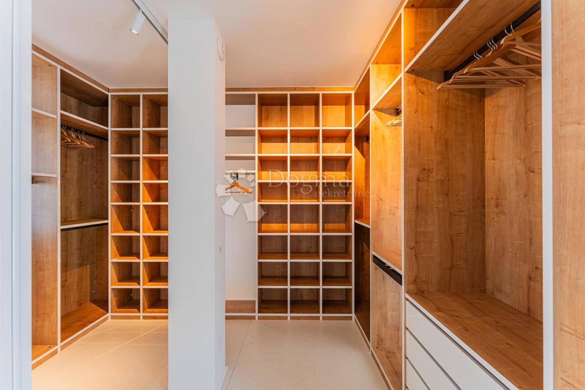 Hiša Šestine, Podsljeme, 400m2