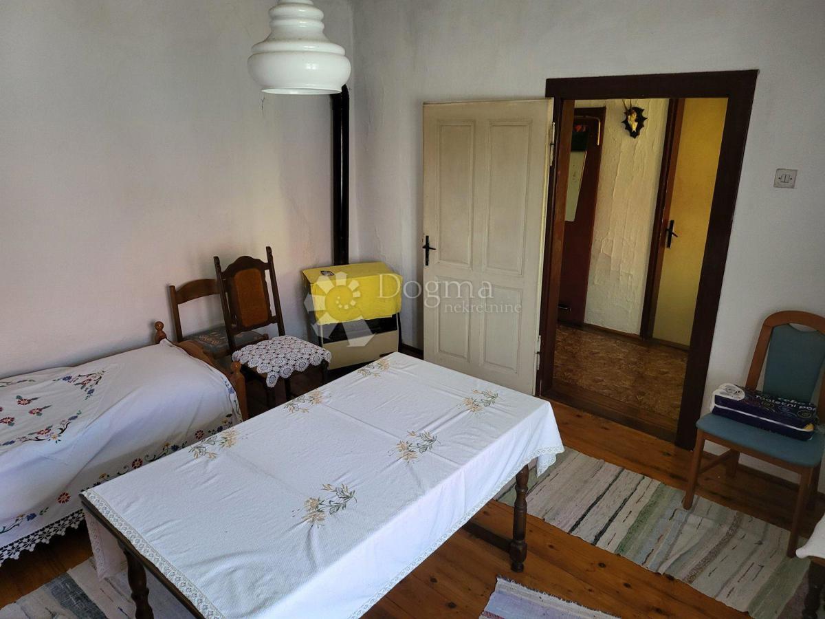 Hiša Petrovići, Vrbovsko, 80m2