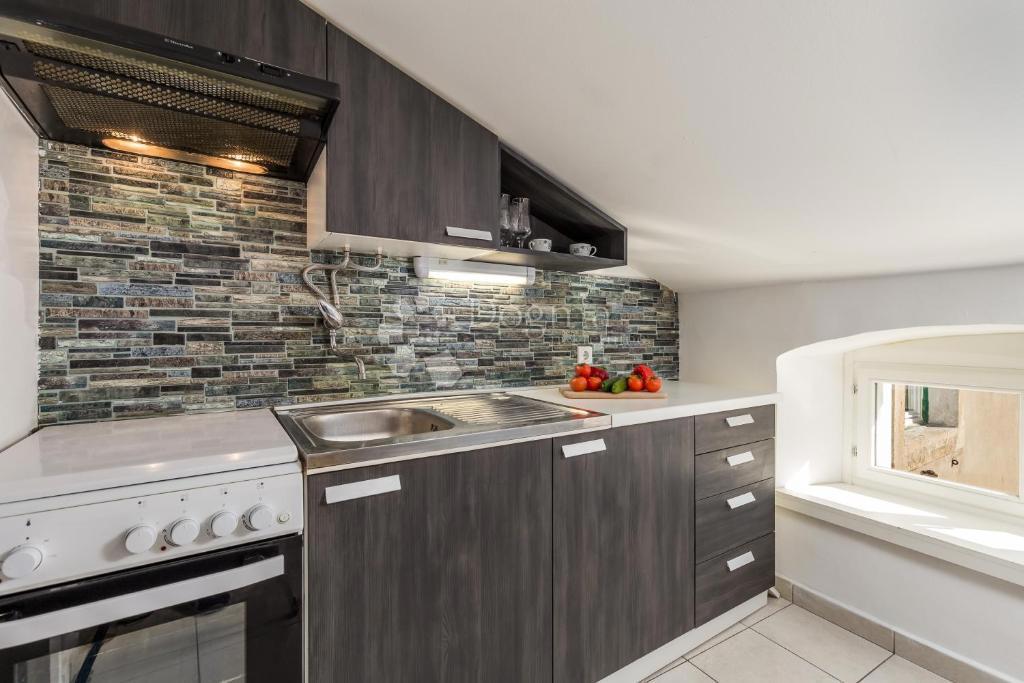 Stanovanje Centar, Rijeka, 72,77m2