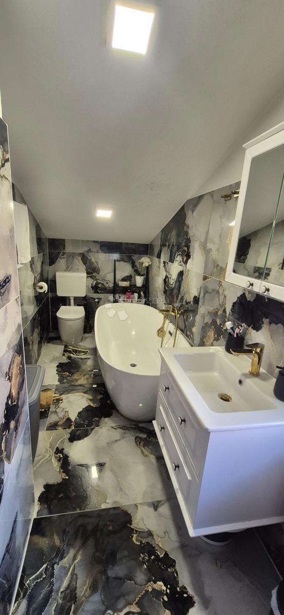 Stanovanje Rovinj, 92,92m2