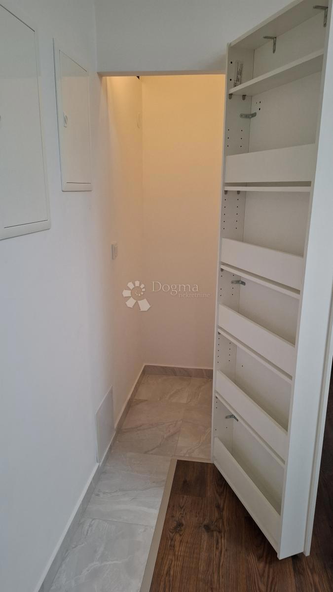 Stanovanje Mali Lošinj, 60,97m2