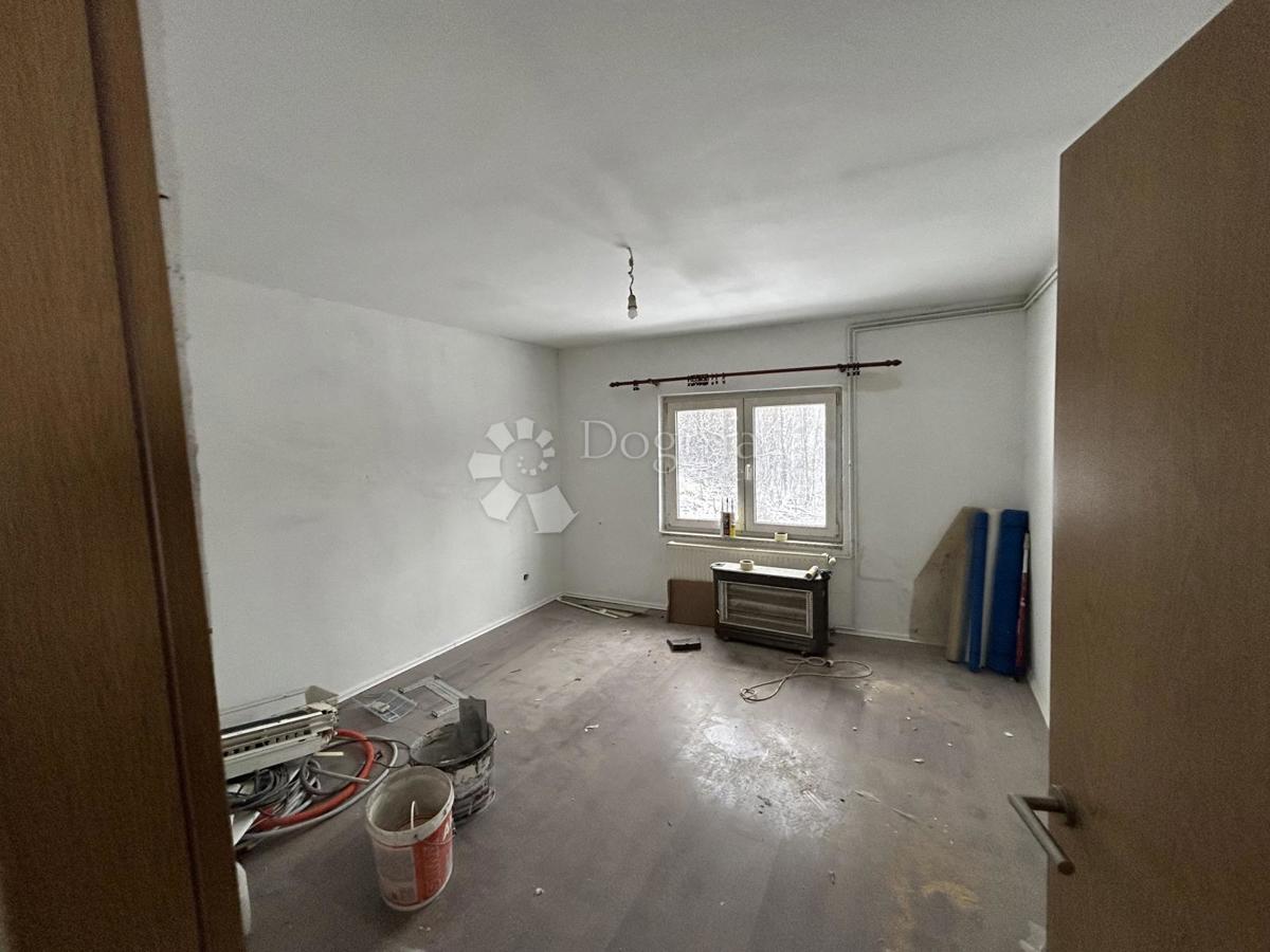 Hiša Vukšin Šipak, Jastrebarsko - Okolica, 80m2