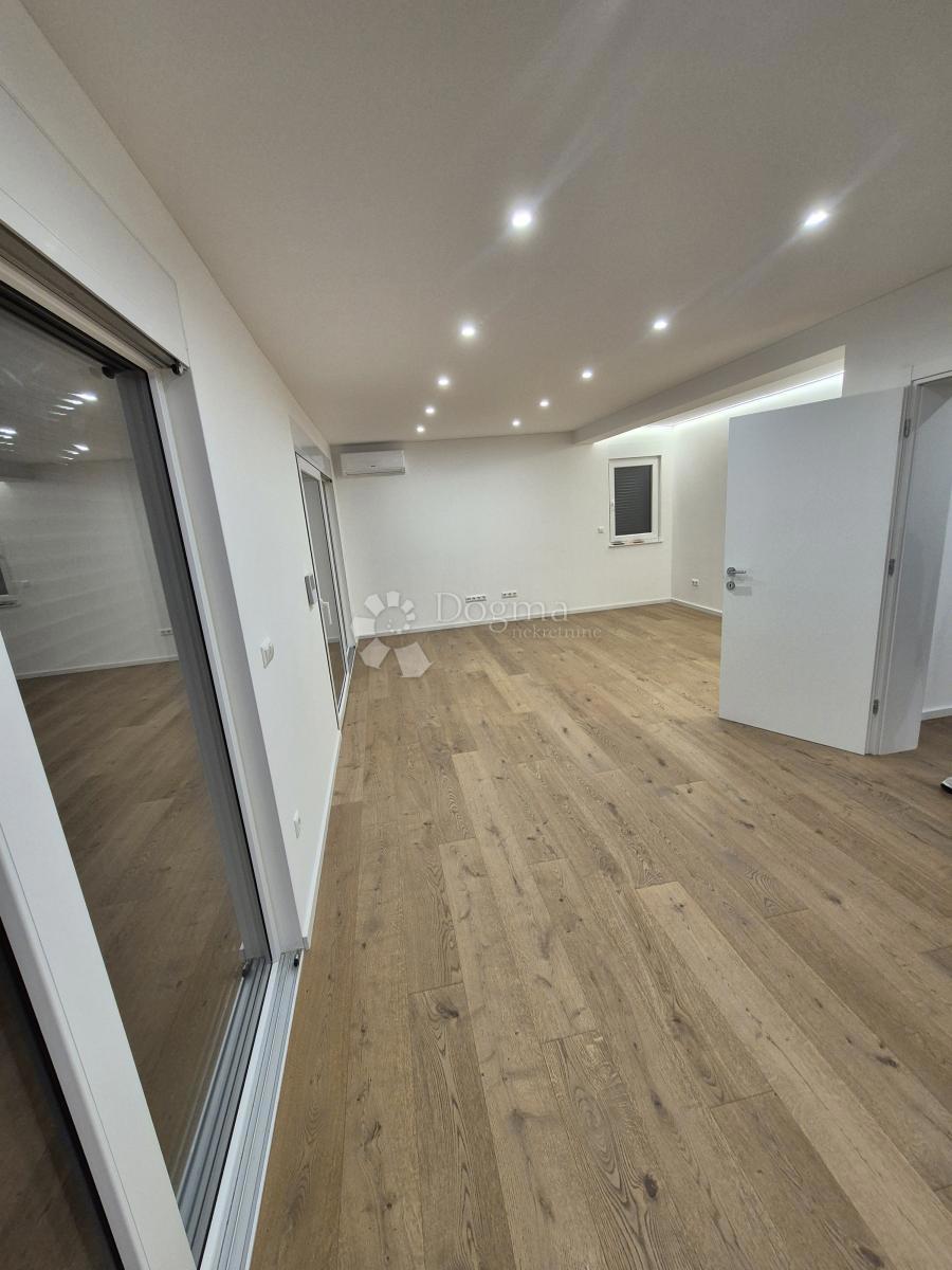 Apartma Crikvenica, 103m2