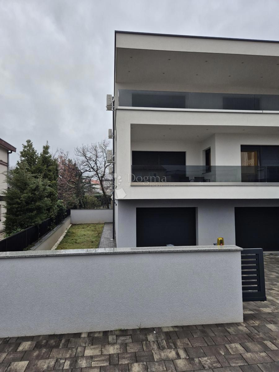 Apartma Crikvenica, 103m2