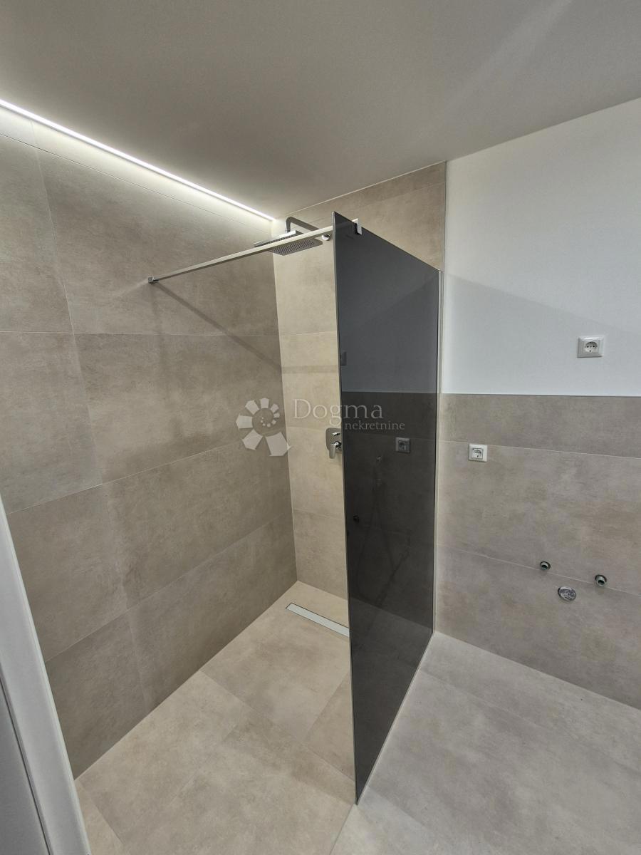 Apartma Crikvenica, 103m2