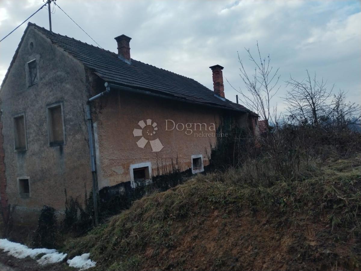 Hiša Zagrad, Karlovac, 174,86m2