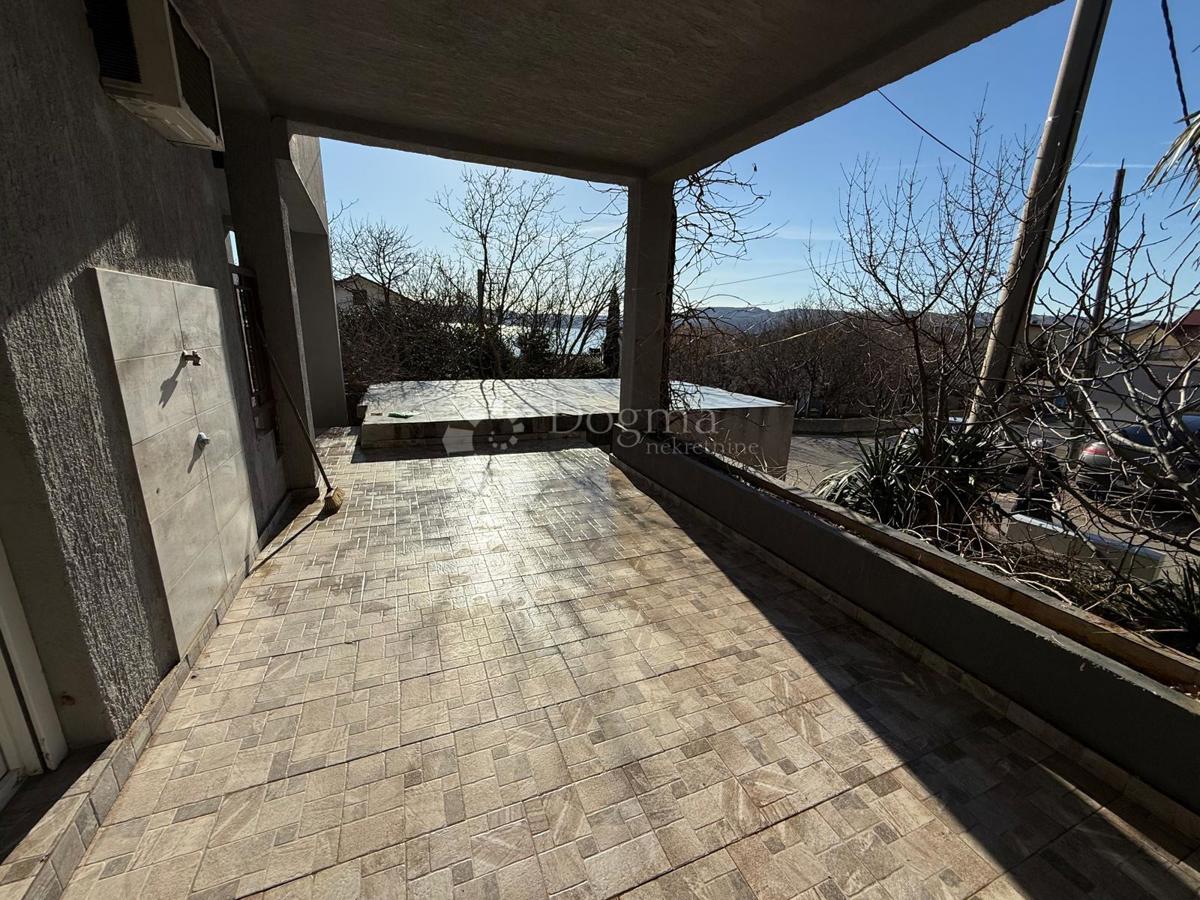 Apartma Karlobag, 59m2