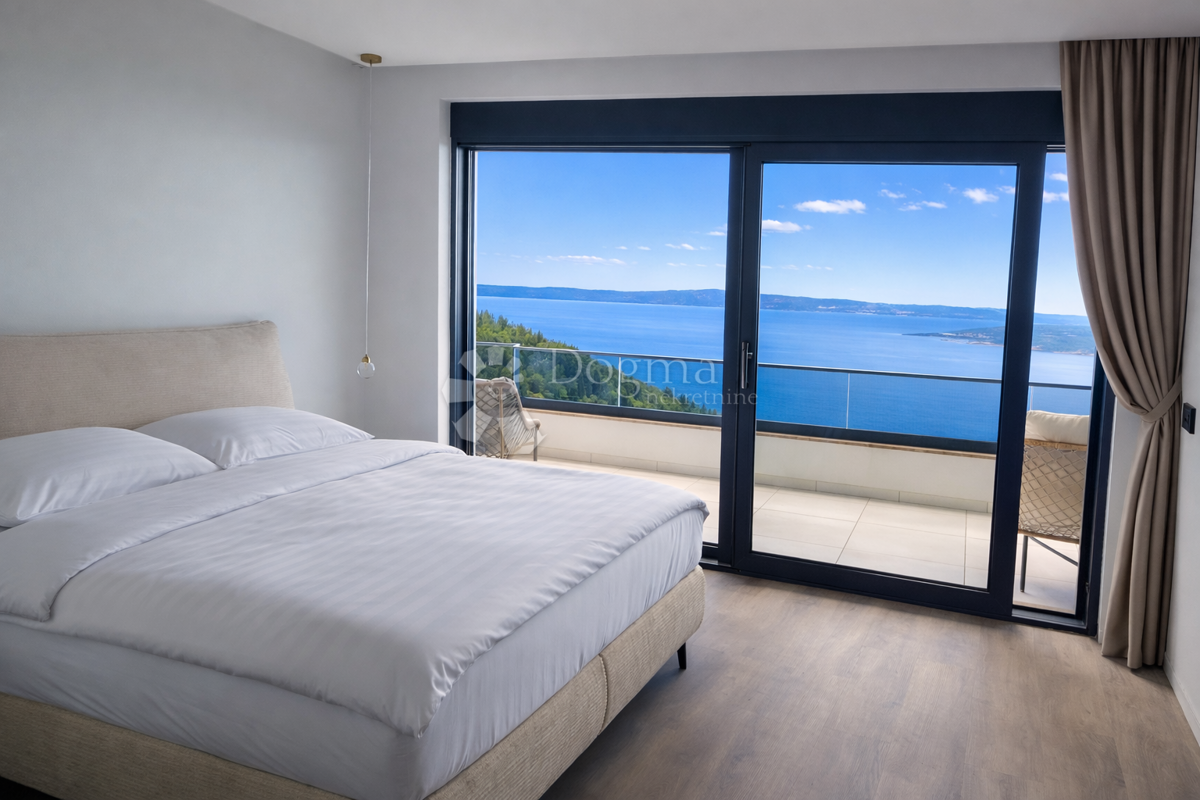 Hiša Bast, Baška Voda, 361m2