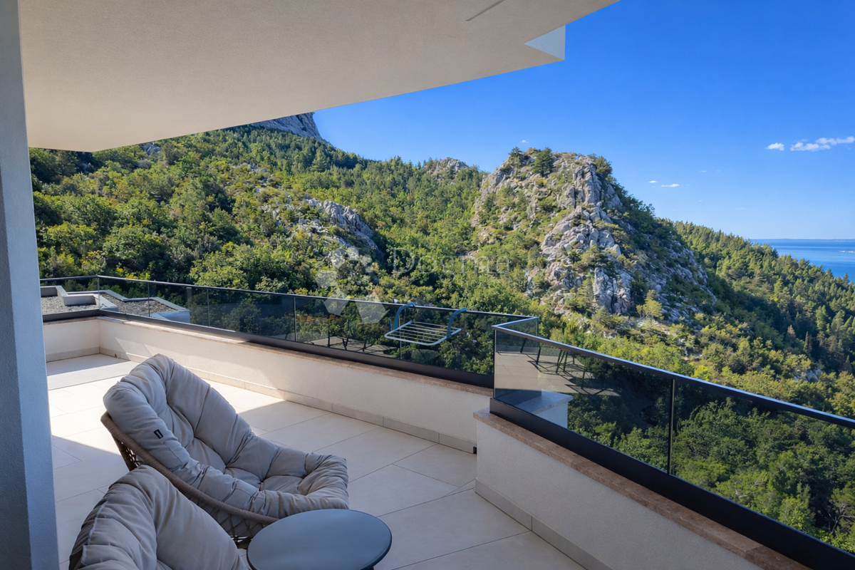 Hiša Bast, Baška Voda, 361m2