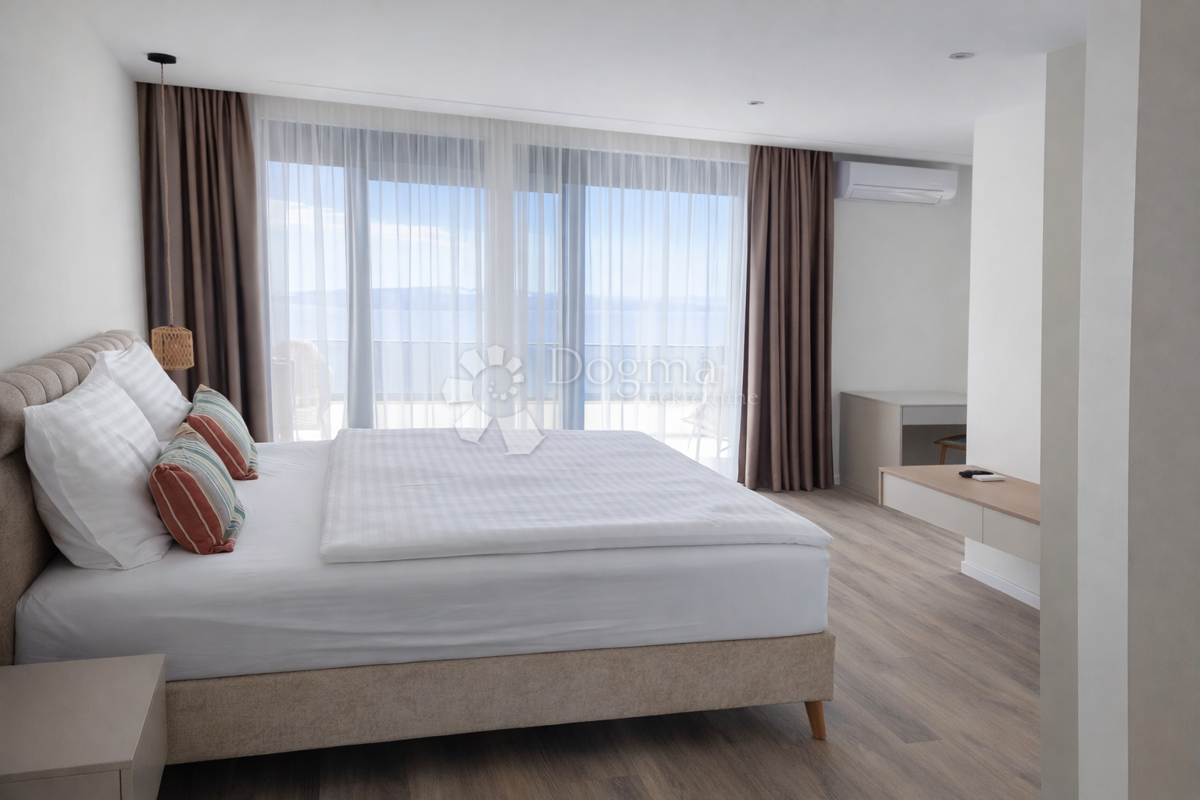 Hiša Bast, Baška Voda, 361m2