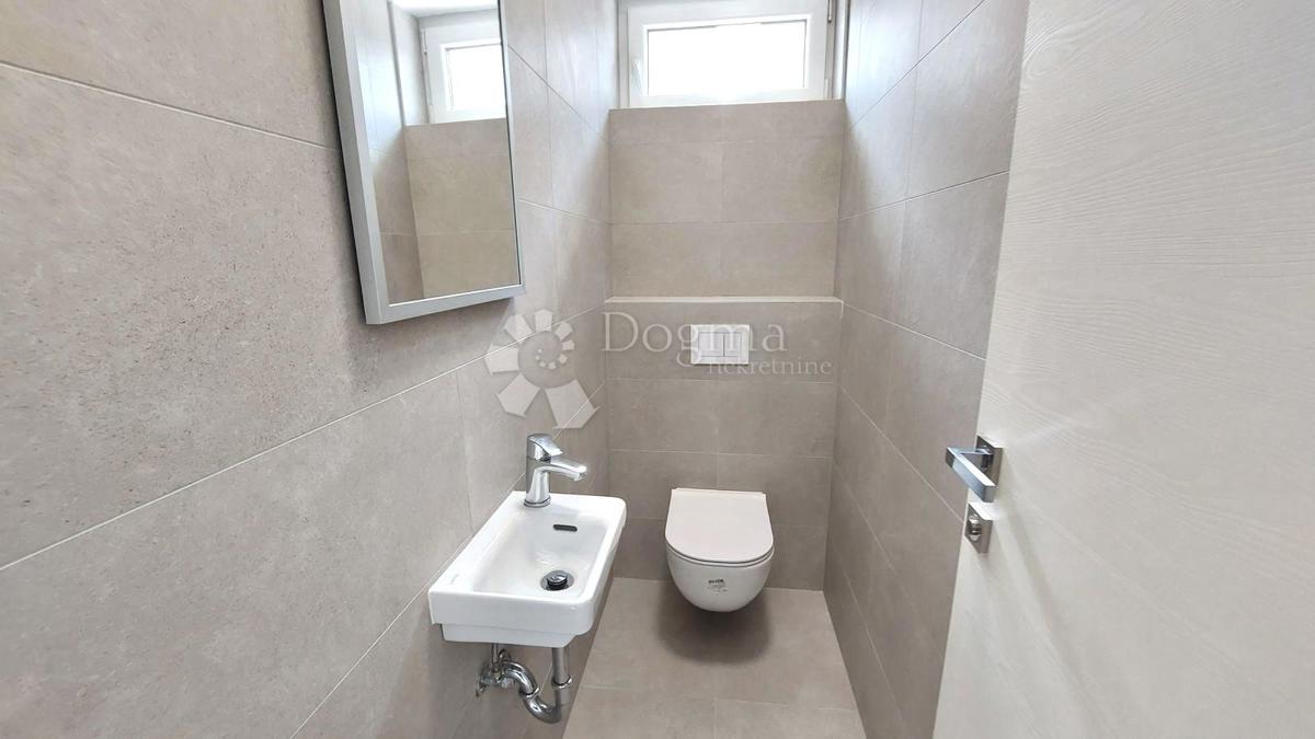 Stanovanje Novalja, 118,87m2