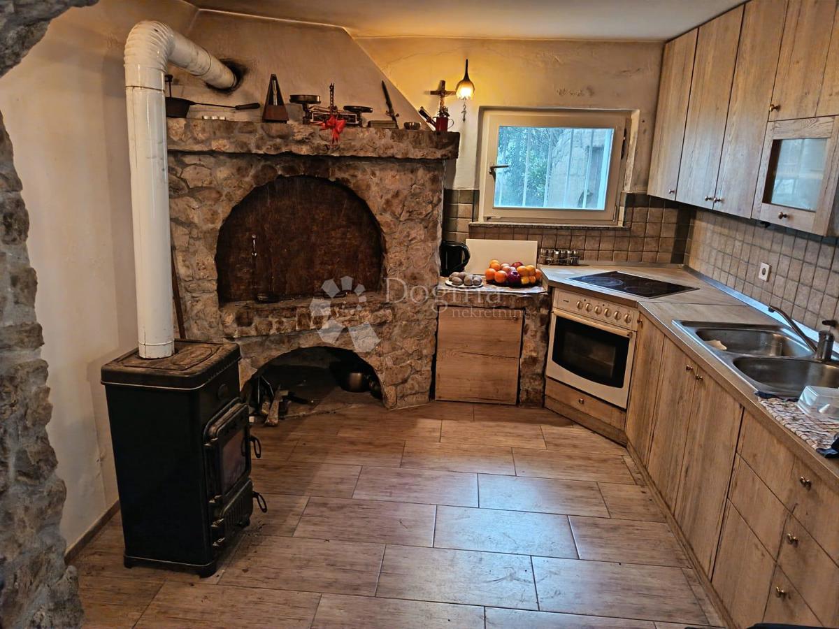 Hiša Zaton, Nin, 104m2