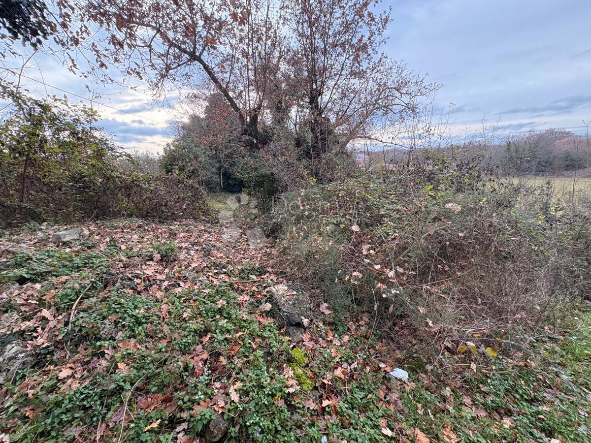 Zazidljivo zemljišče Nenadići, Krk, 625m2