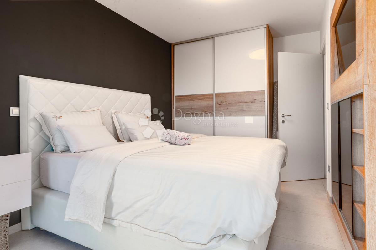 Stanovanje Kostrena, 94,55m2