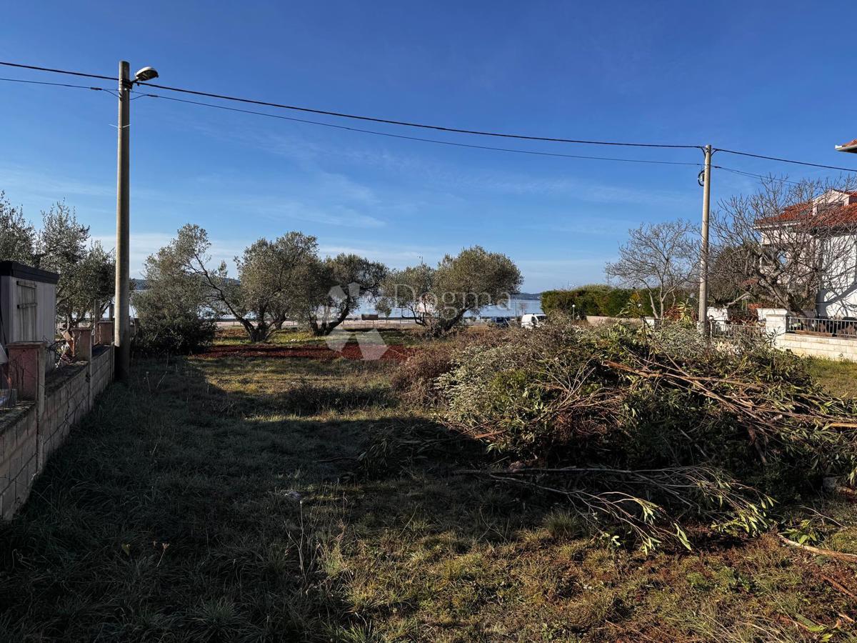 Zazidljivo zemljišče Sukošan, 2.152m2