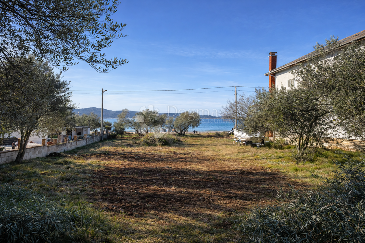 Zazidljivo zemljišče Sukošan, 2.152m2