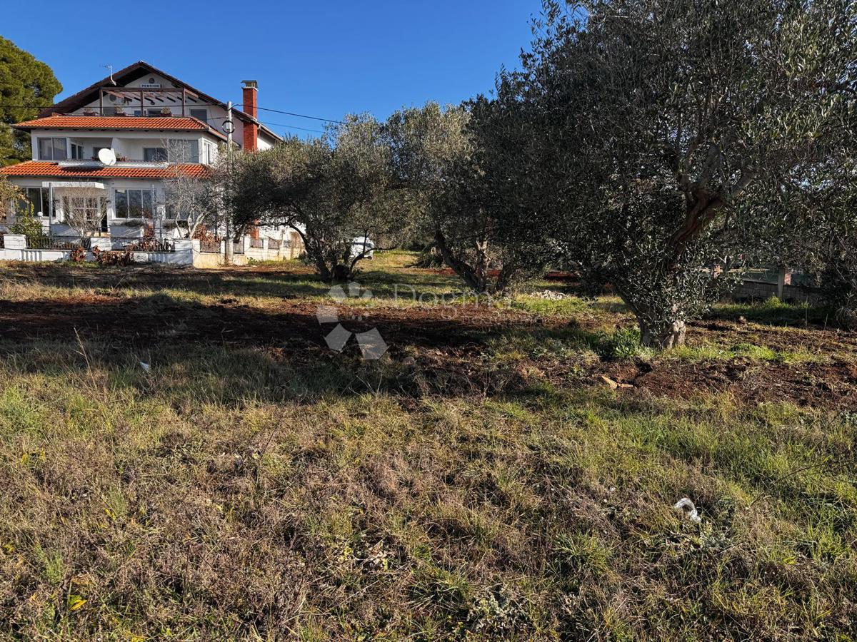 Zazidljivo zemljišče Sukošan, 2.152m2