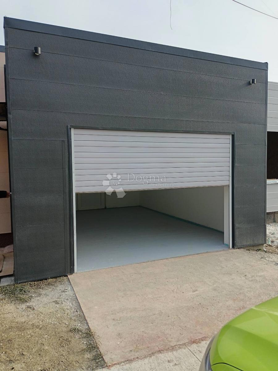 Hiša Rakitovica, Donji Miholjac, 151,39m2