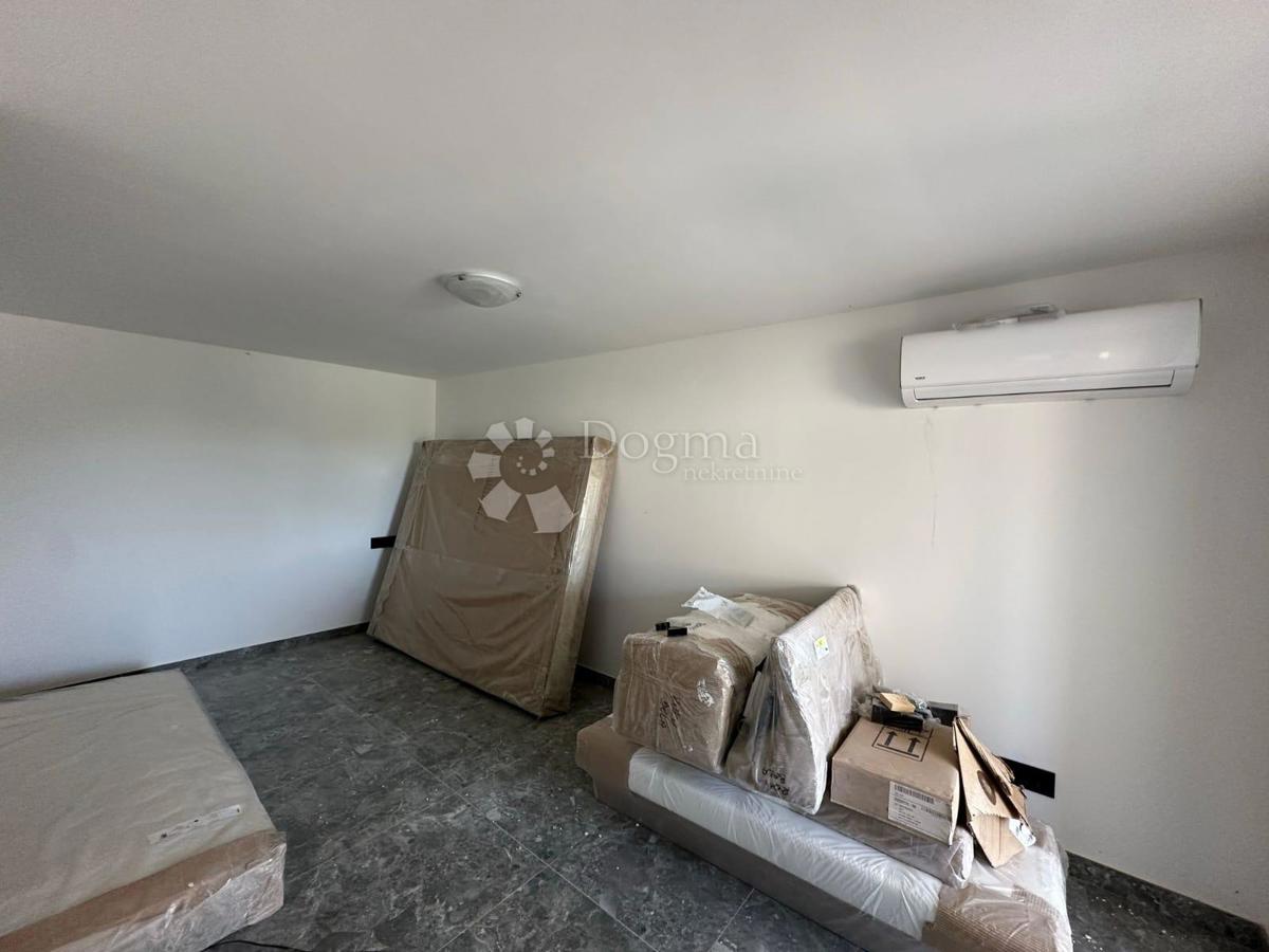 Hiša Cere, Žminj, 90m2