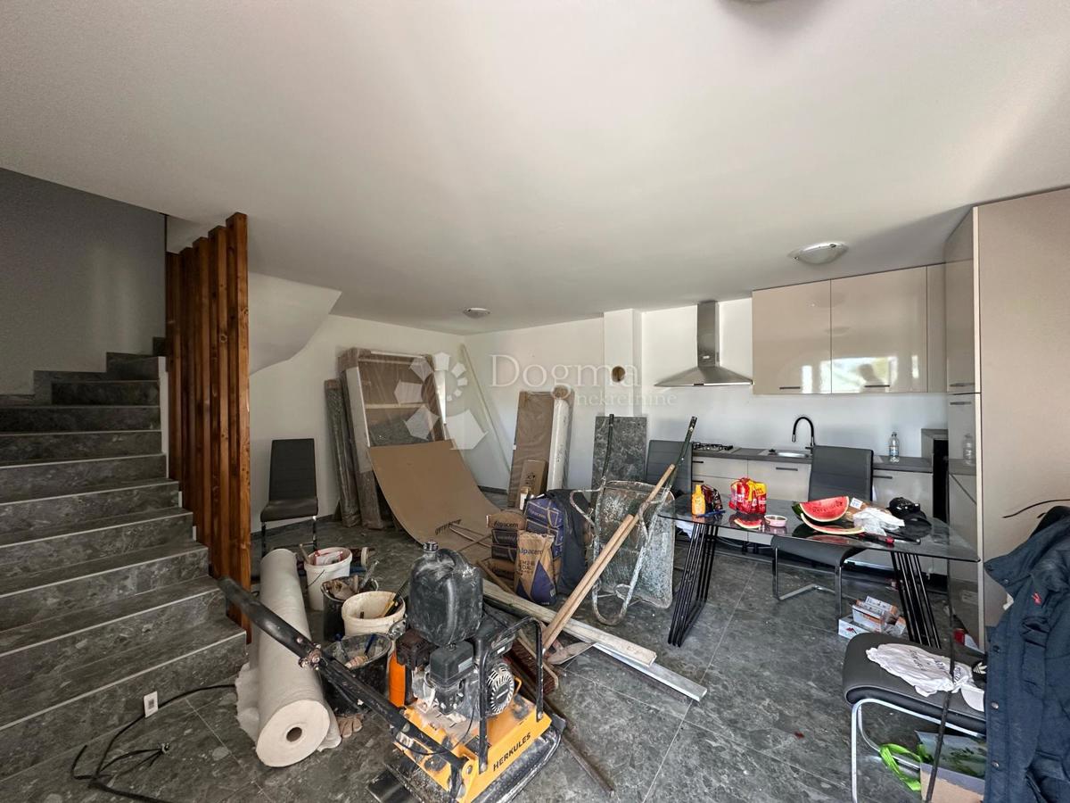 Hiša Cere, Žminj, 90m2