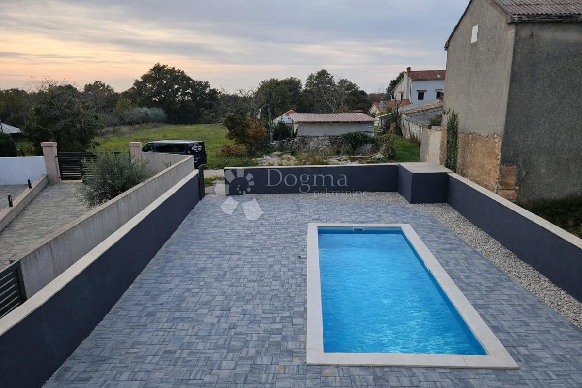 Hiša Cere, Žminj, 90m2