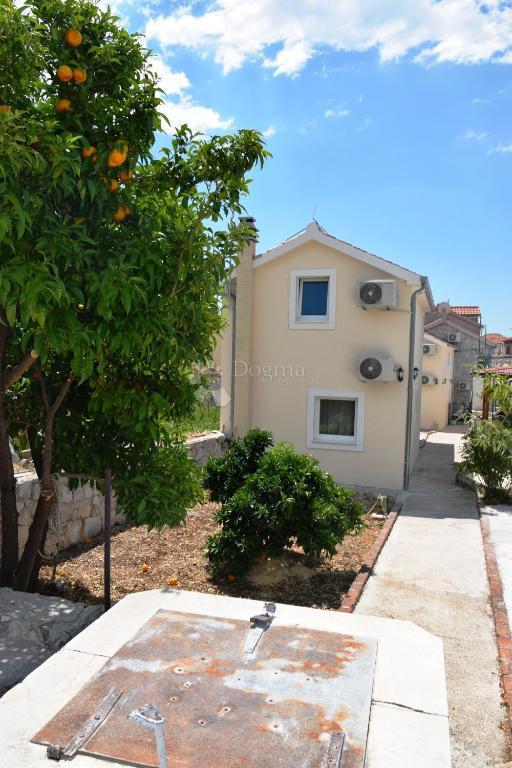 Hiša Seget Donji, Seget, 200m2