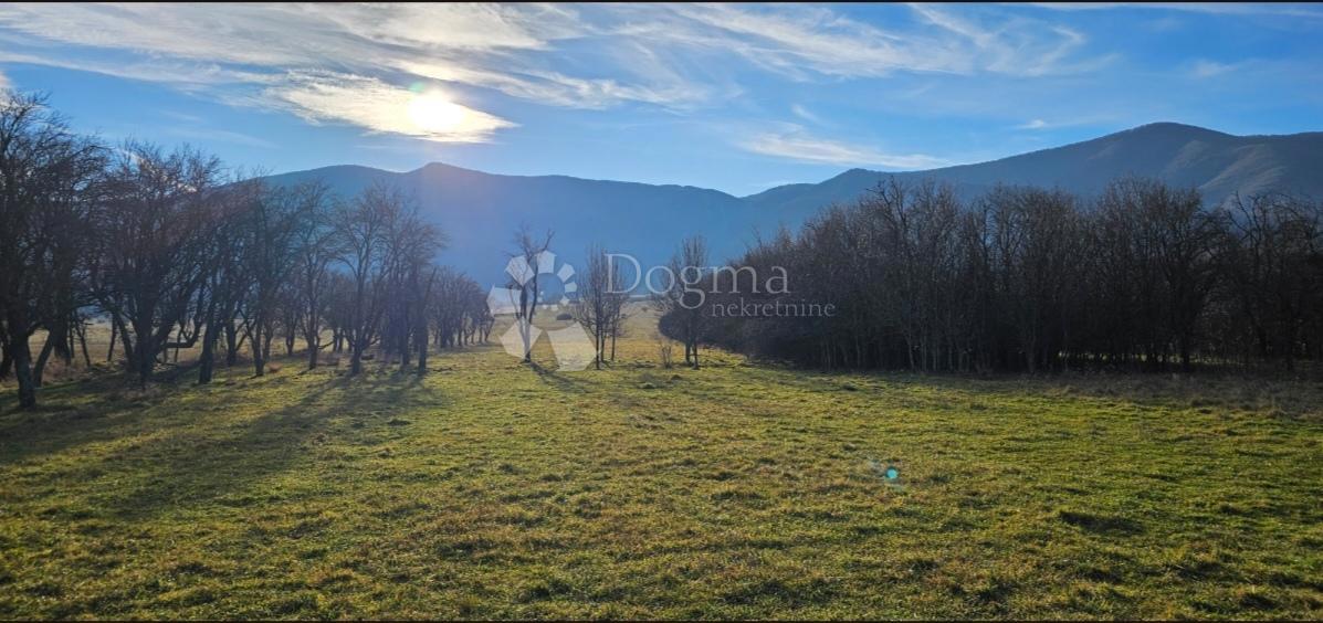 Hiša Donji Lapac, 50m2